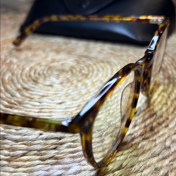 Diff Eyewear Tortoise Shell Glasses with Golden Tint Lenses - Picture 3 of 4